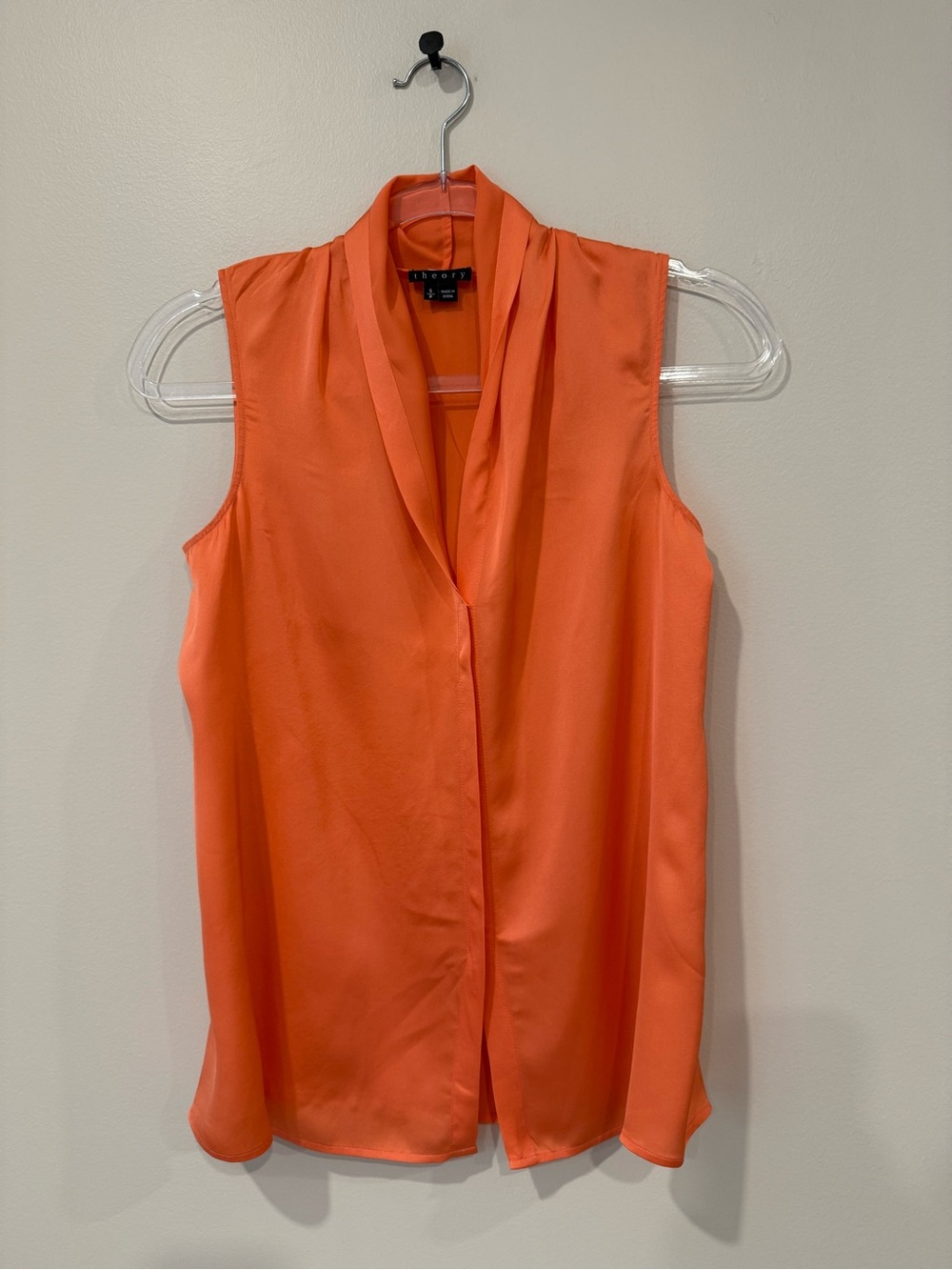 Theory Sleeveless Orange Draped V-Neck Blouse